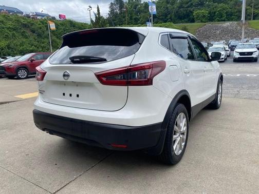 2022 Nissan Rogue Sport S