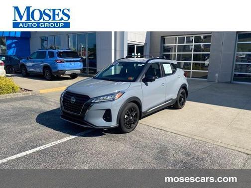 2022 Nissan Kicks SR
