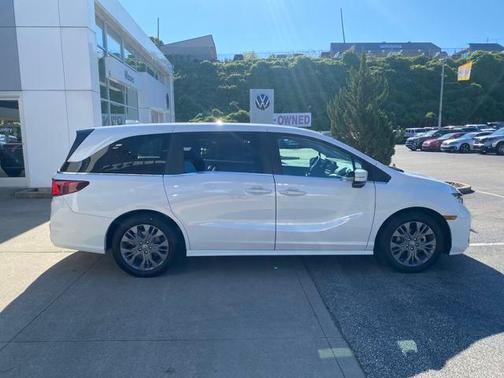 2025 Honda Odyssey Touring