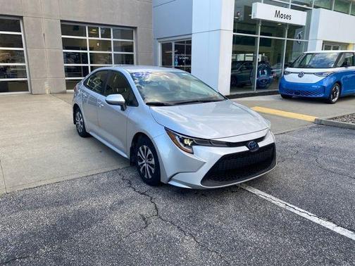 2022 Toyota Corolla Hybrid LE