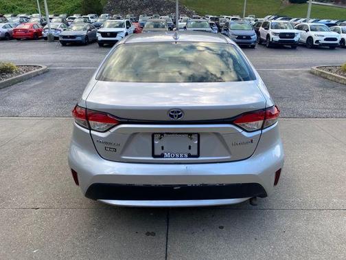 2022 Toyota Corolla Hybrid LE