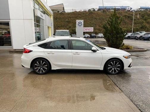 2023 Honda Civic EX-L