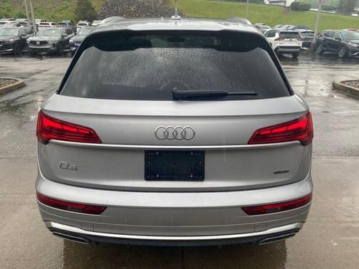 2023 Audi Q5 45 S line quattro Premium