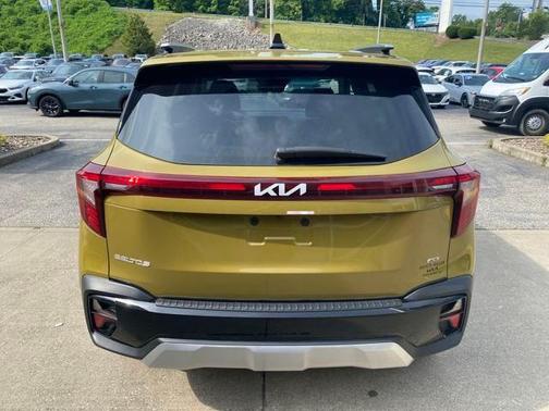 2024 Kia Seltos SX