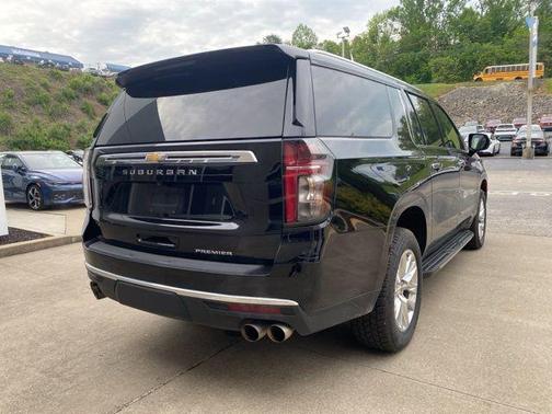 2024 Chevrolet Suburban Premier