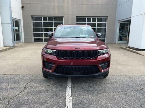 2024 Jeep Grand Cherokee Laredo