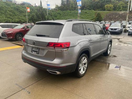 2022 Volkswagen Atlas 2.0T SE w/Technology
