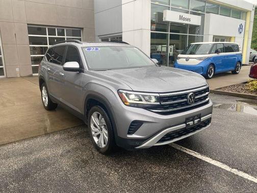 2022 Volkswagen Atlas 2.0T SE w/Technology