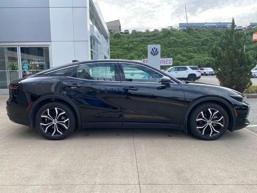 2024 Toyota Crown Limited