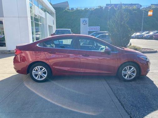 2017 Chevrolet Cruze LT