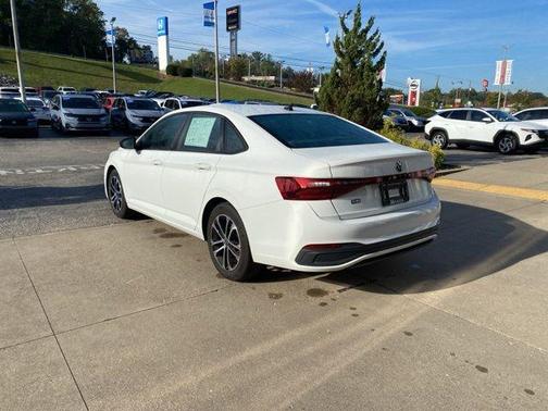 2025 Volkswagen Jetta 1.5T Sport