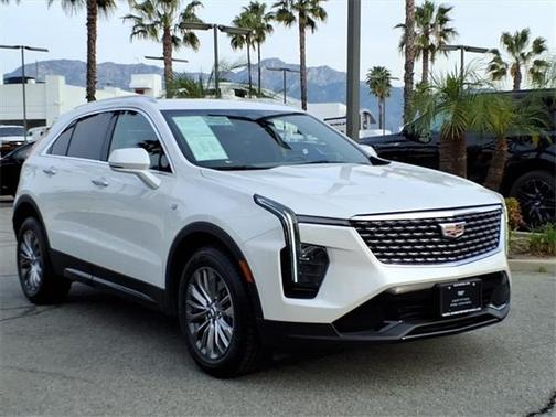 2024 Cadillac XT4 Premium Luxury
