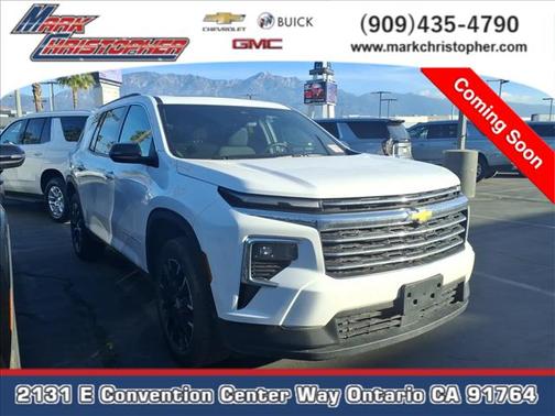 2025 Chevrolet Traverse LT