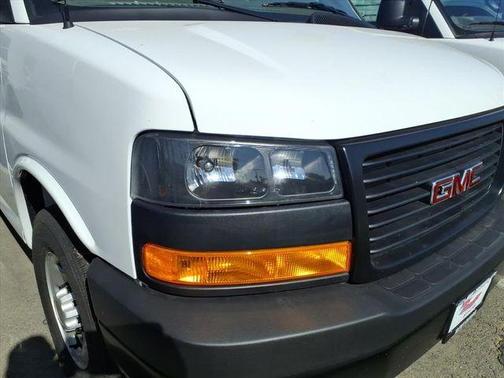 2025 Chevrolet Express 2500 Work Van
