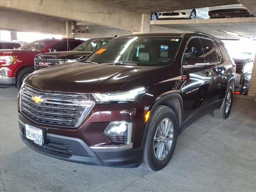 2023 Chevrolet Traverse LT Leather