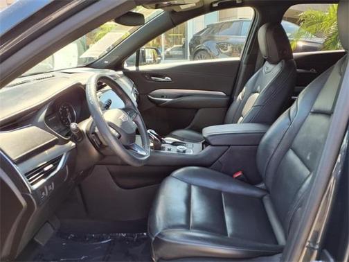 2021 Cadillac XT4 Premium Luxury