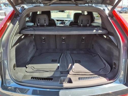 2021 Cadillac XT4 Premium Luxury