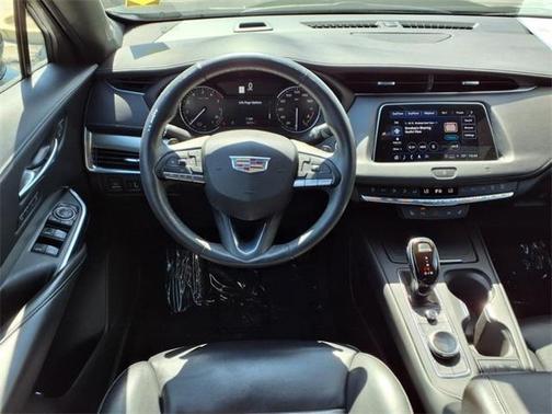 2021 Cadillac XT4 Premium Luxury