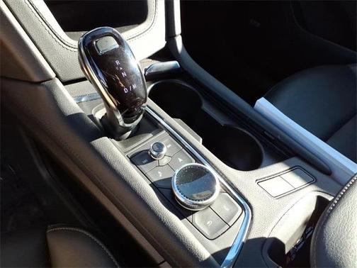 2025 Cadillac XT6 Premium Luxury FWD