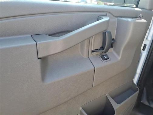 2025 Chevrolet Express 2500 Work Van