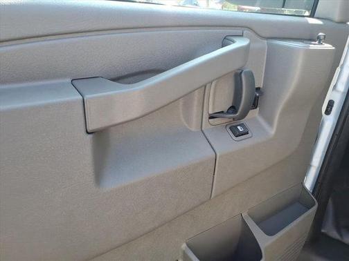 2025 Chevrolet Express 2500 Work Van