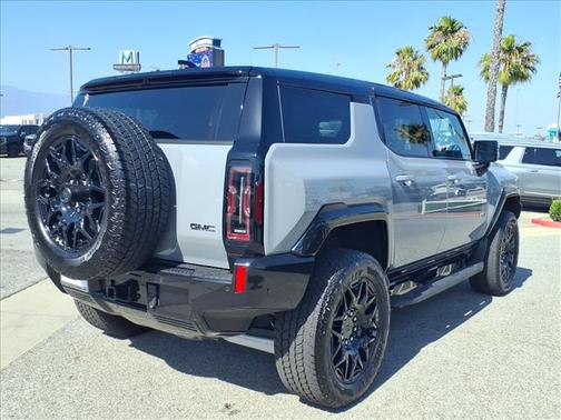 Meteorite Metallic 2025 GMC HUMMER EV SUV 2X