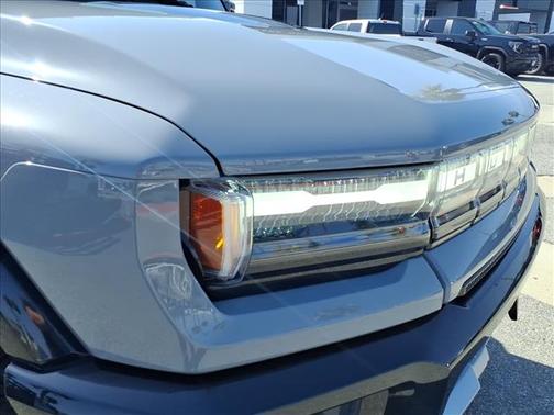 Meteorite Metallic 2025 GMC HUMMER EV SUV 2X