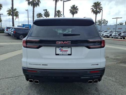 Summit White 2025 GMC Acadia AT4