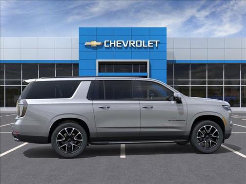 2025 Chevrolet Suburban RST