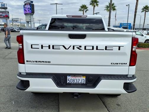 2021 Chevrolet Silverado 1500 Custom