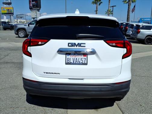 2020 GMC Terrain SLE