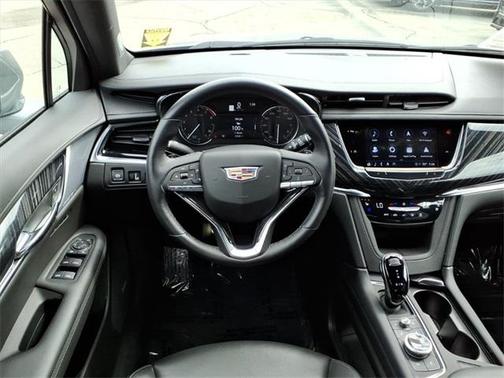 2025 Cadillac XT6 Premium Luxury FWD