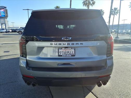 2025 Chevrolet Suburban Z71
