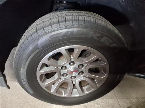 2020 GMC Yukon XL SLT