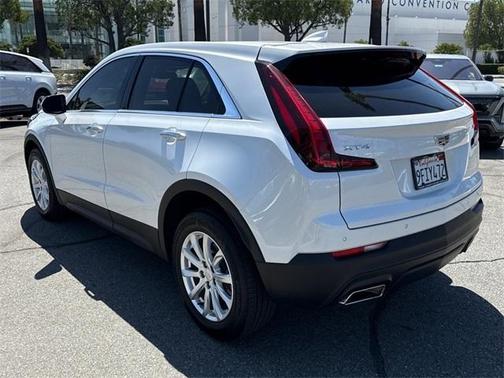 2023 Cadillac XT4 Luxury