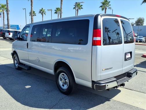 2024 Chevrolet Express 2500 LT