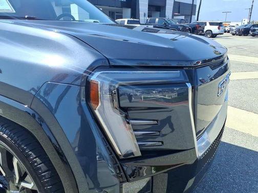 Ocean 2025 GMC Sierra EV Denali