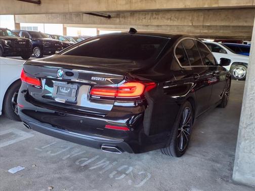 2021 BMW 530 i