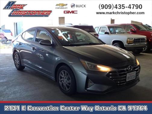 2019 Hyundai ELANTRA SE