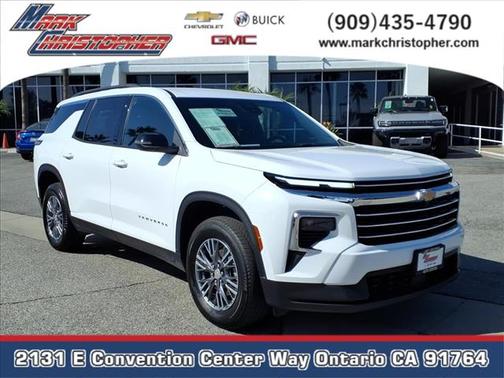 2025 Chevrolet Traverse LT