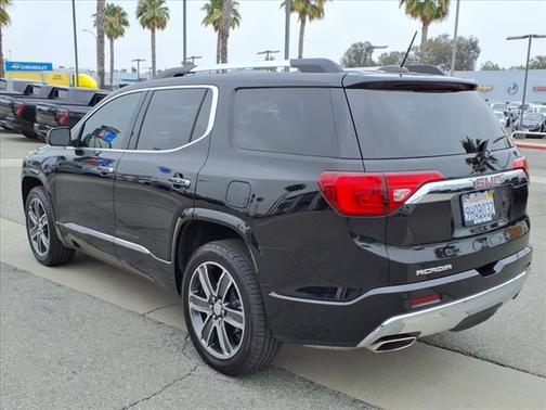 2019 GMC Acadia Denali
