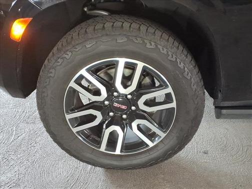 2021 GMC Yukon AT4