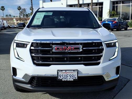 2025 GMC Acadia Elevation