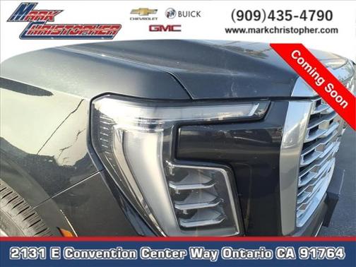 Onyx Black 2025 GMC Yukon XL Denali