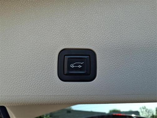 2012 Cadillac SRX Performance Collection