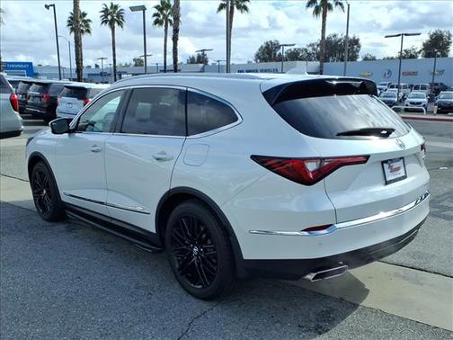 2022 Acura MDX Advance