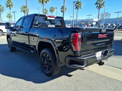 2026 GMC Sierra 3500 AT4