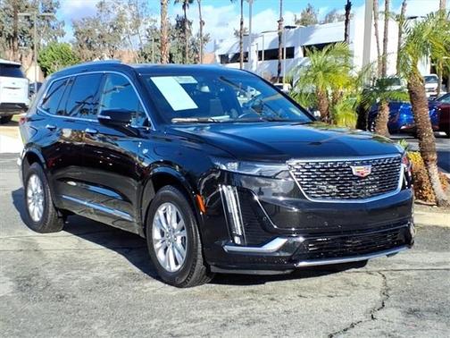 2025 Cadillac XT6 Luxury FWD