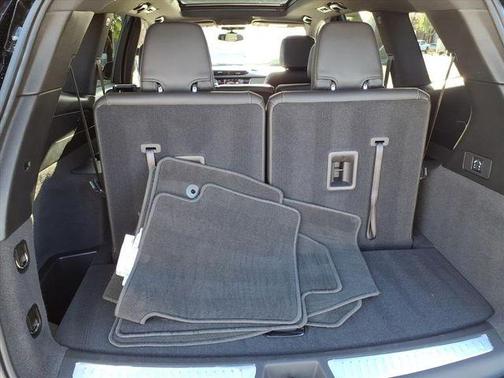 2025 Cadillac XT6 Luxury FWD