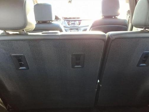 2025 Cadillac XT6 Luxury FWD